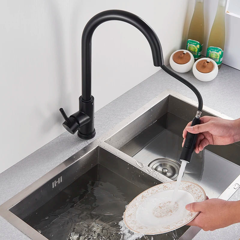 Torneira de cozinha com sensor retrátil